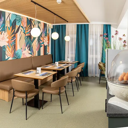 Cleverhotel 3*