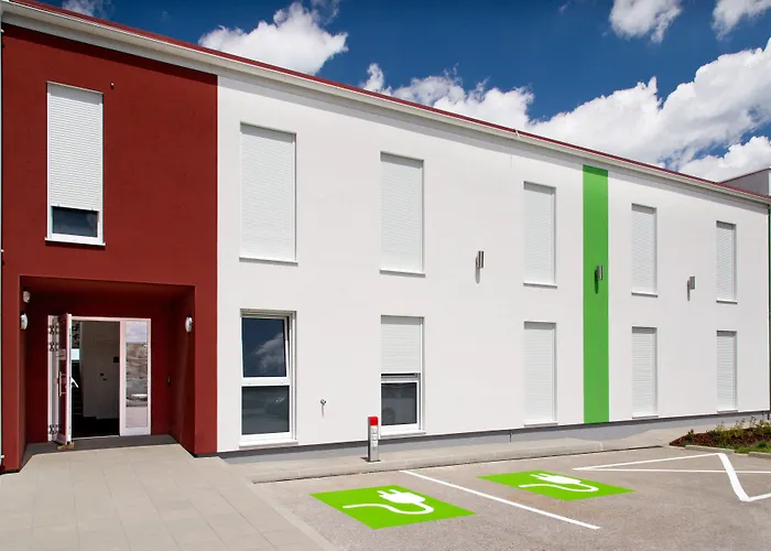 Hotel Cleverhotel 3*