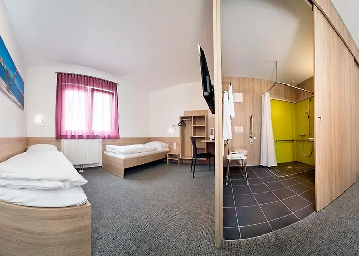 Hotel Cleverhotel 3*