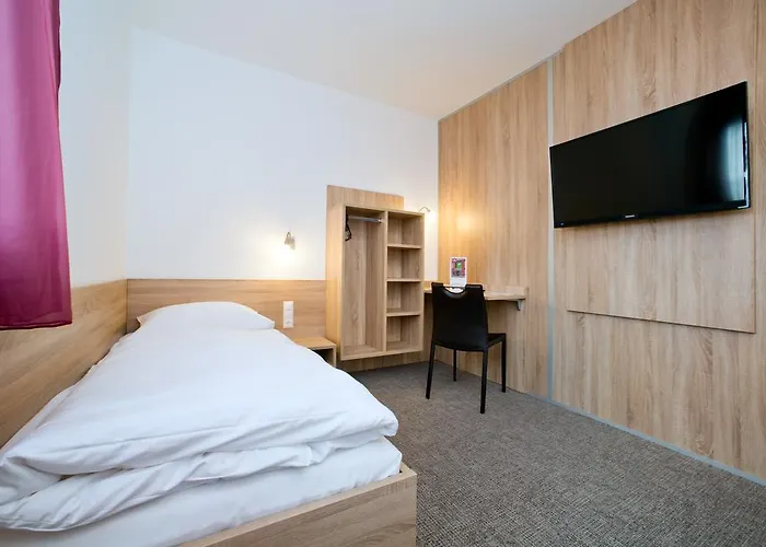 Hotel Cleverhotel 3*