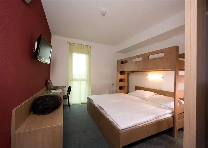 Cleverhotel Hotel 3*